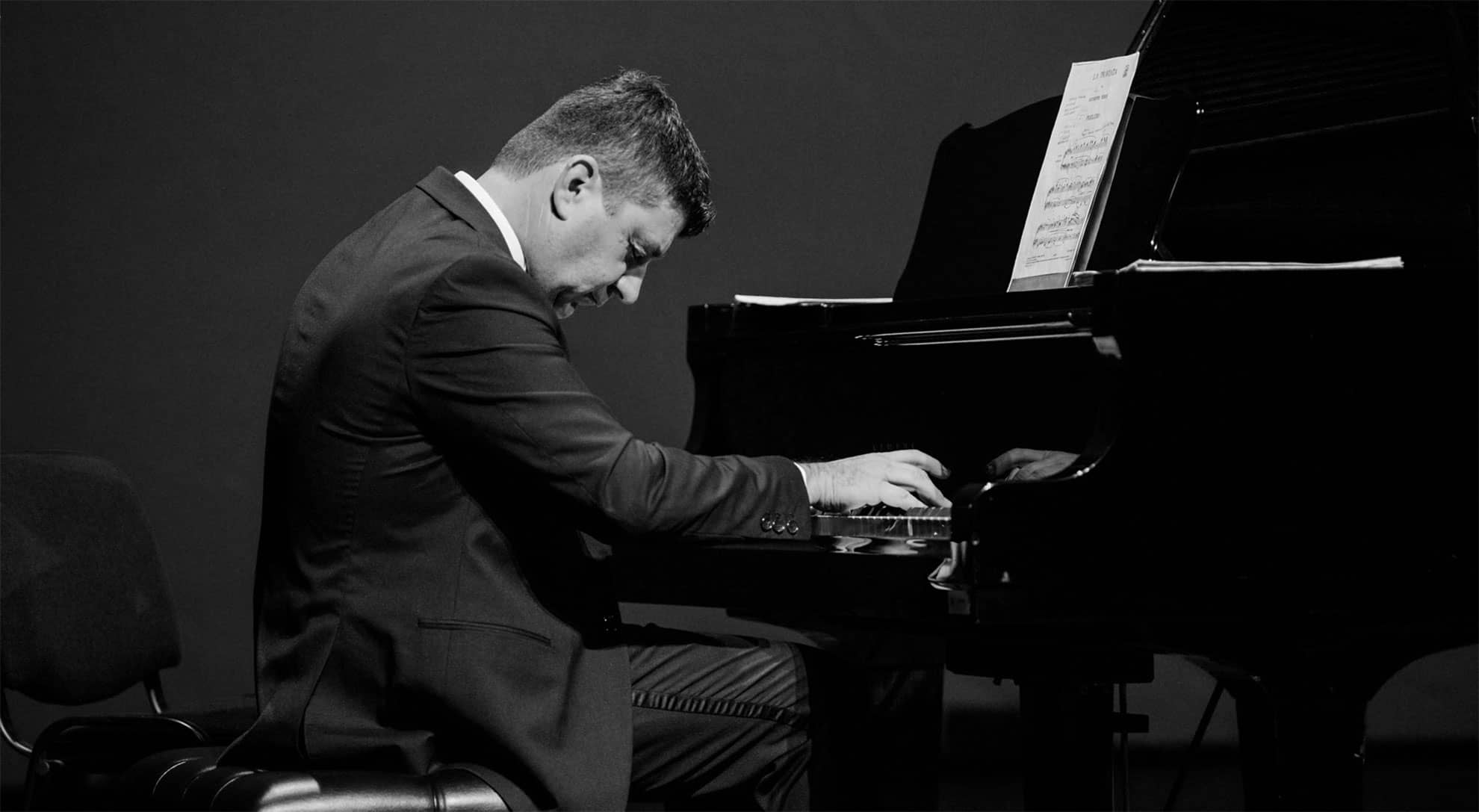 Luca Saltini - Biografia - Pianista pluripremiato