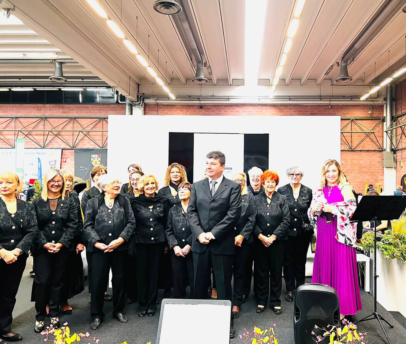 Luca saltini direttore del coro lirico associazione corale rossini